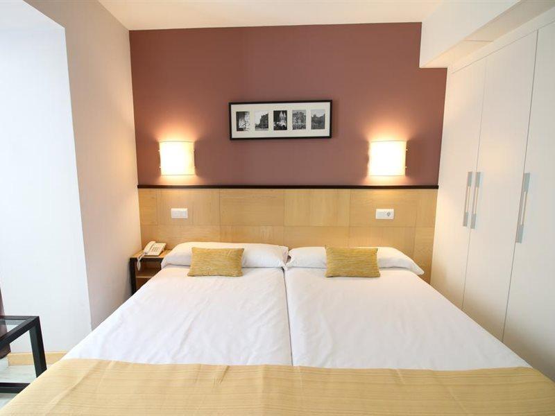 Hotel Alda Entrearcos Burgo المظهر الخارجي الصورة