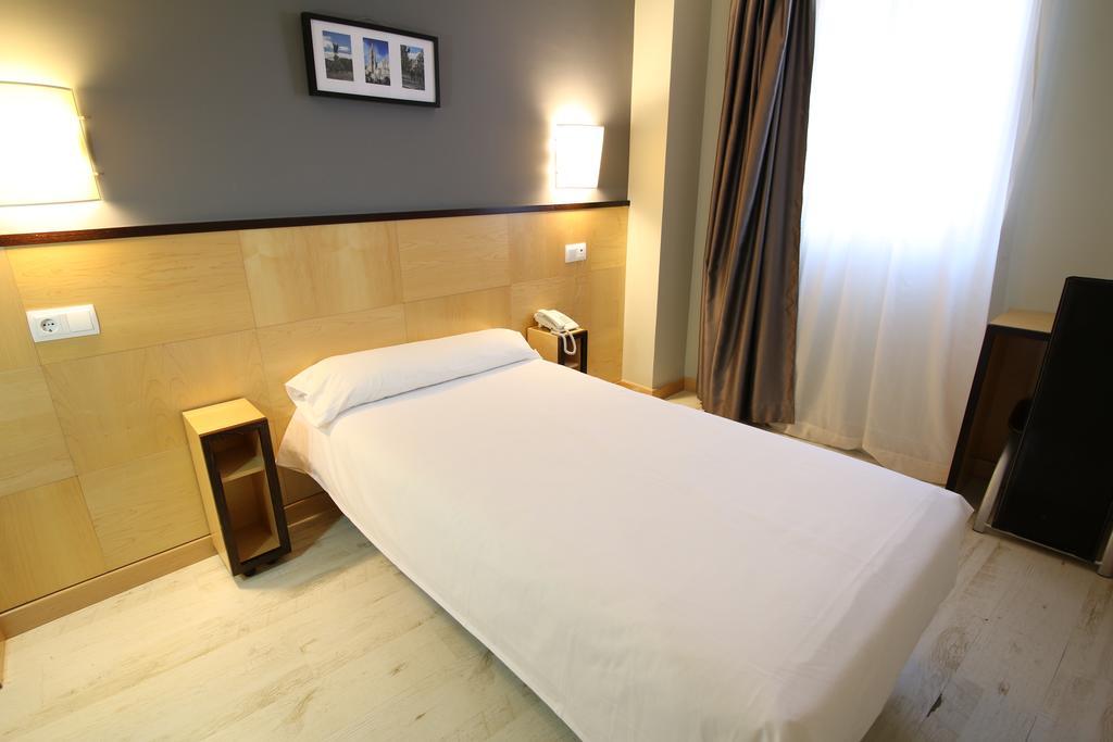 Hotel Alda Entrearcos Burgo المظهر الخارجي الصورة